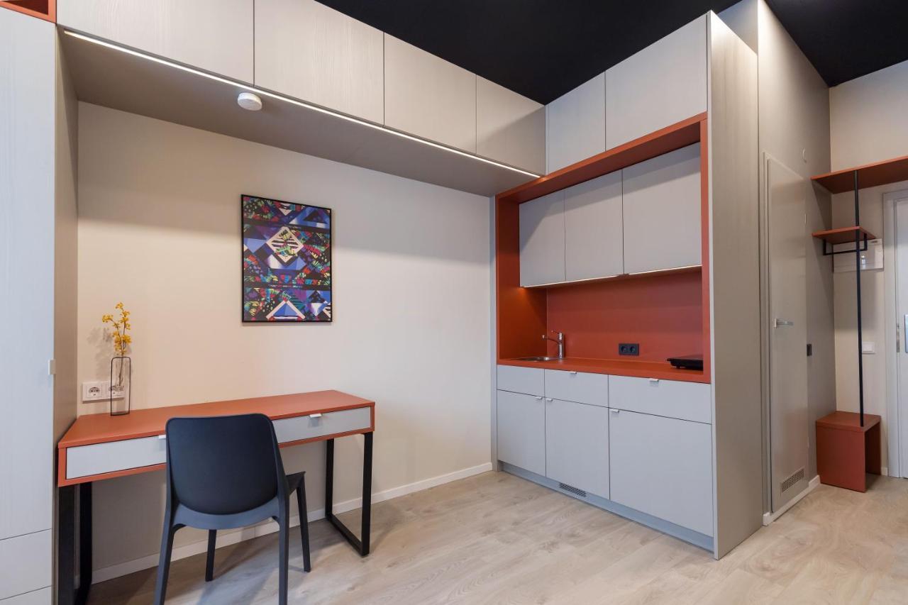 Youston Self Check-In Coliving Вильнюс Экстерьер фото
